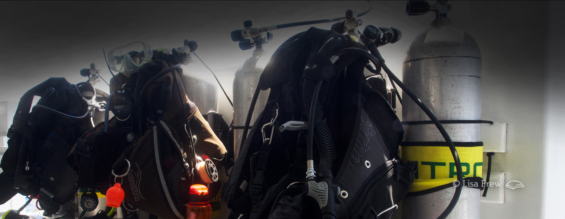 Image of equipment for PADI nitrox specialty course